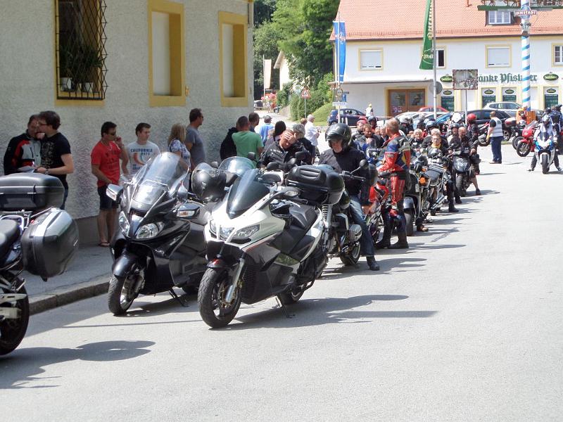 Motorradkorso Passau_22.JPG - SAMSUNG CAMERA PICTURES